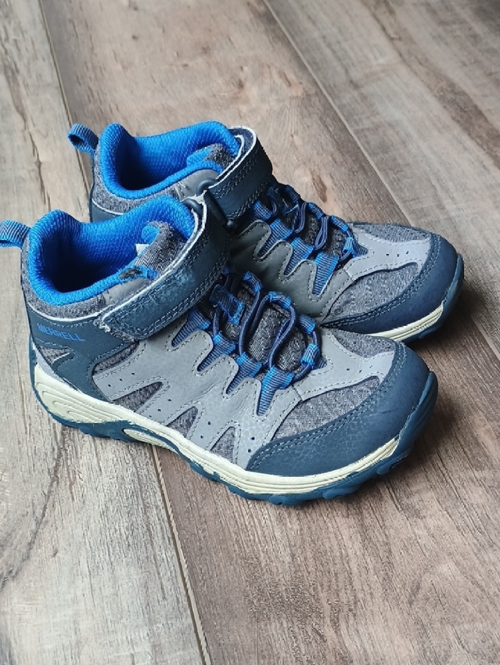 Merrell Kids Gray and Blue Trail Sneakers - Picture 3 of 10